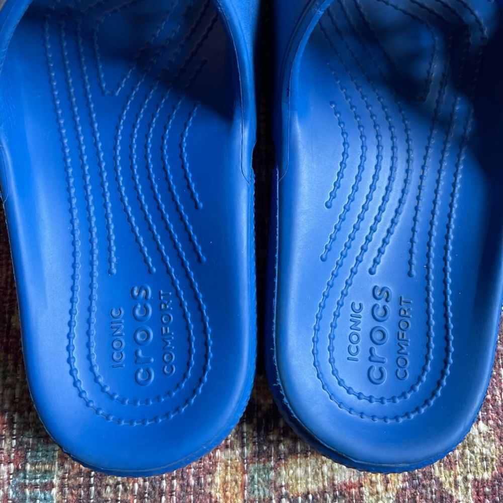 Blue Crocs Slide Sandals size M4 W6 - Picture 6 of 6